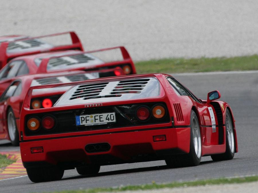  Ferrari F40 1987 года  (фото 66 из 127)